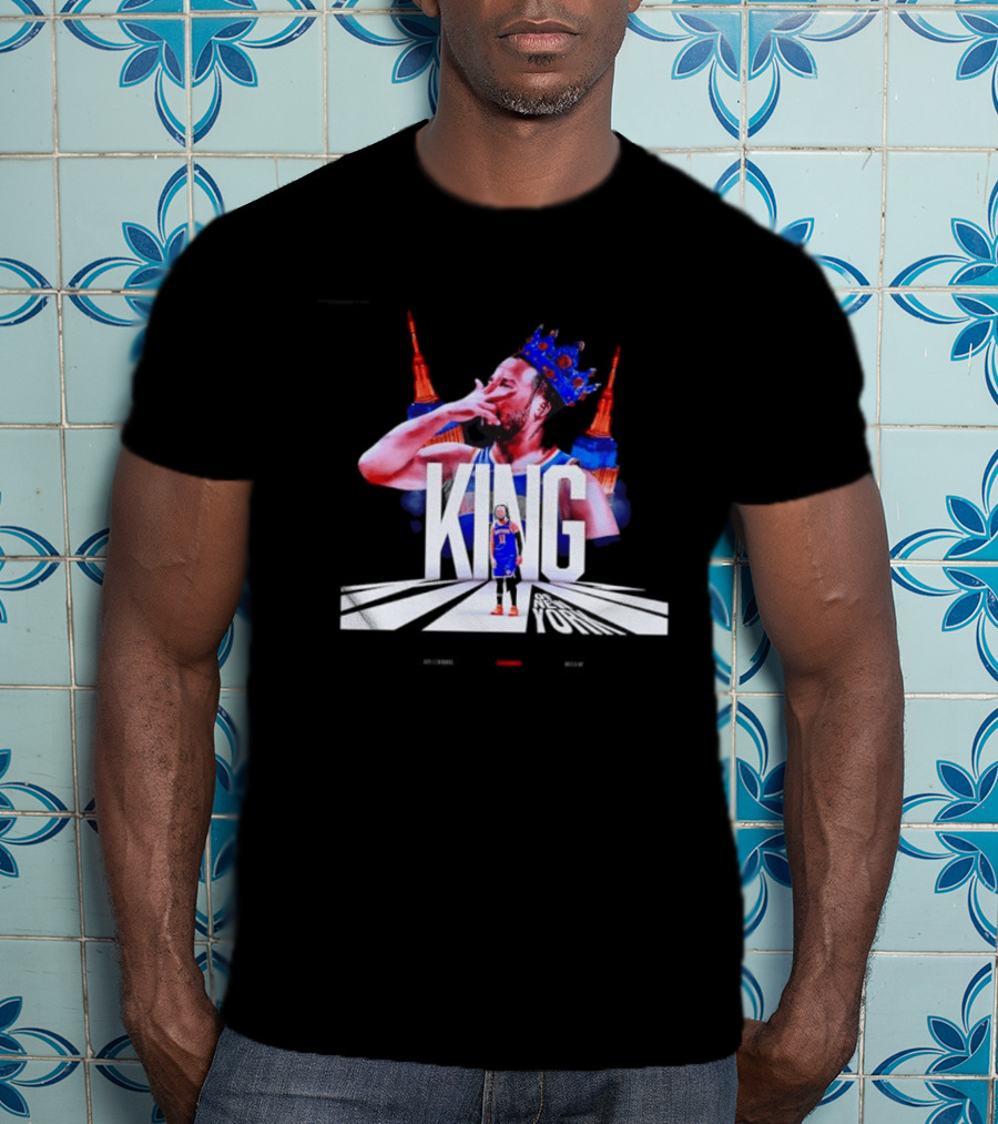 King Of New York Jalen Brunson Crown Basketball Statue Liberty Skyline T-Shirt