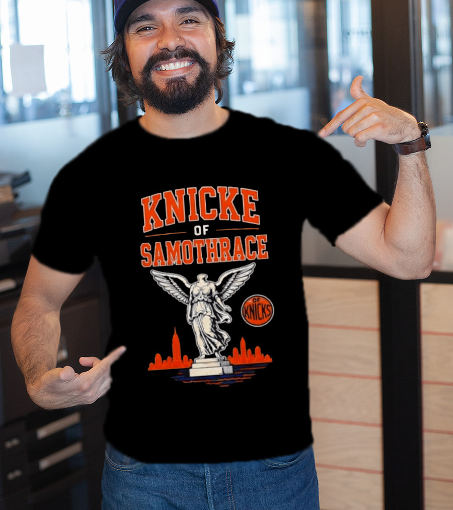 Knicks Of Samothrace Winged Victory Statue Basketball Skyline T-Shirt