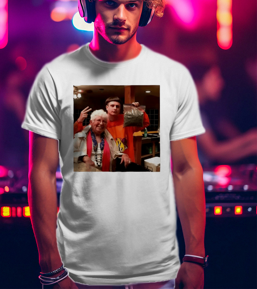 Oliver Tree Peace Sign Grandma Holding Bag T-Shirt