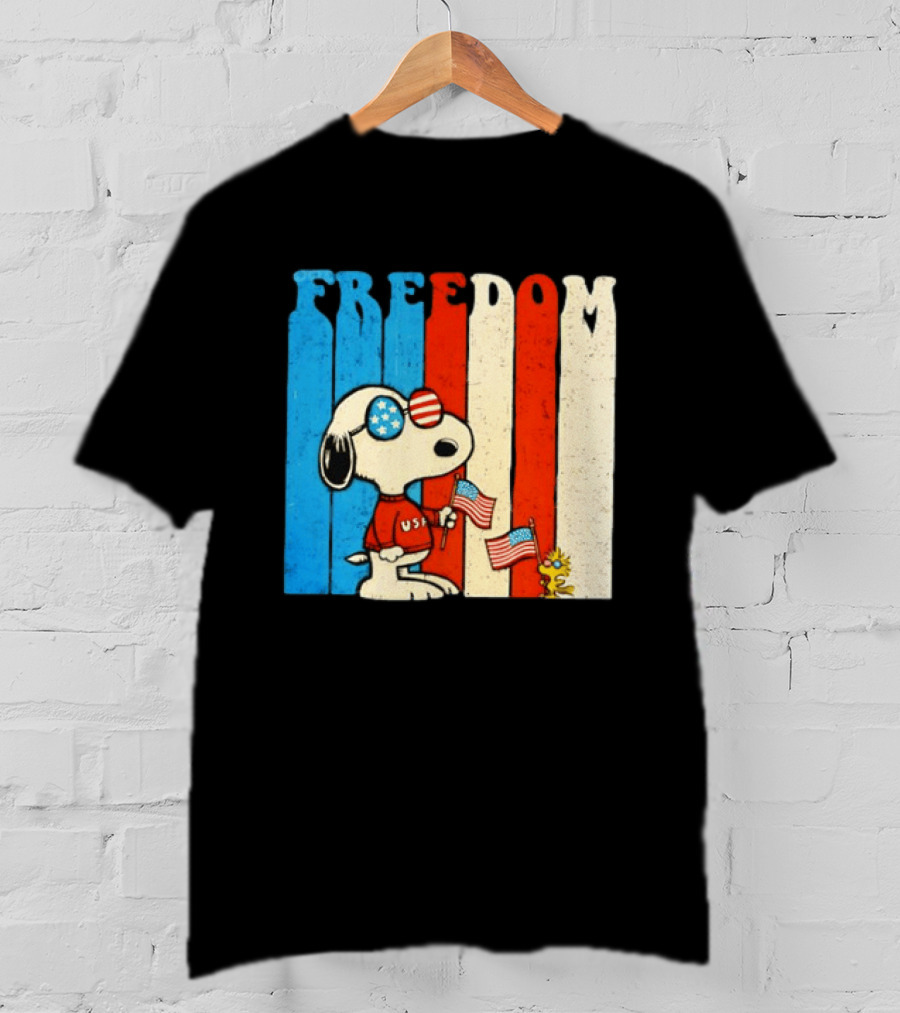Freedom Snoopy Woodstock Peanuts USA 250th Anniversary Patriotic Celebration T-Shirt