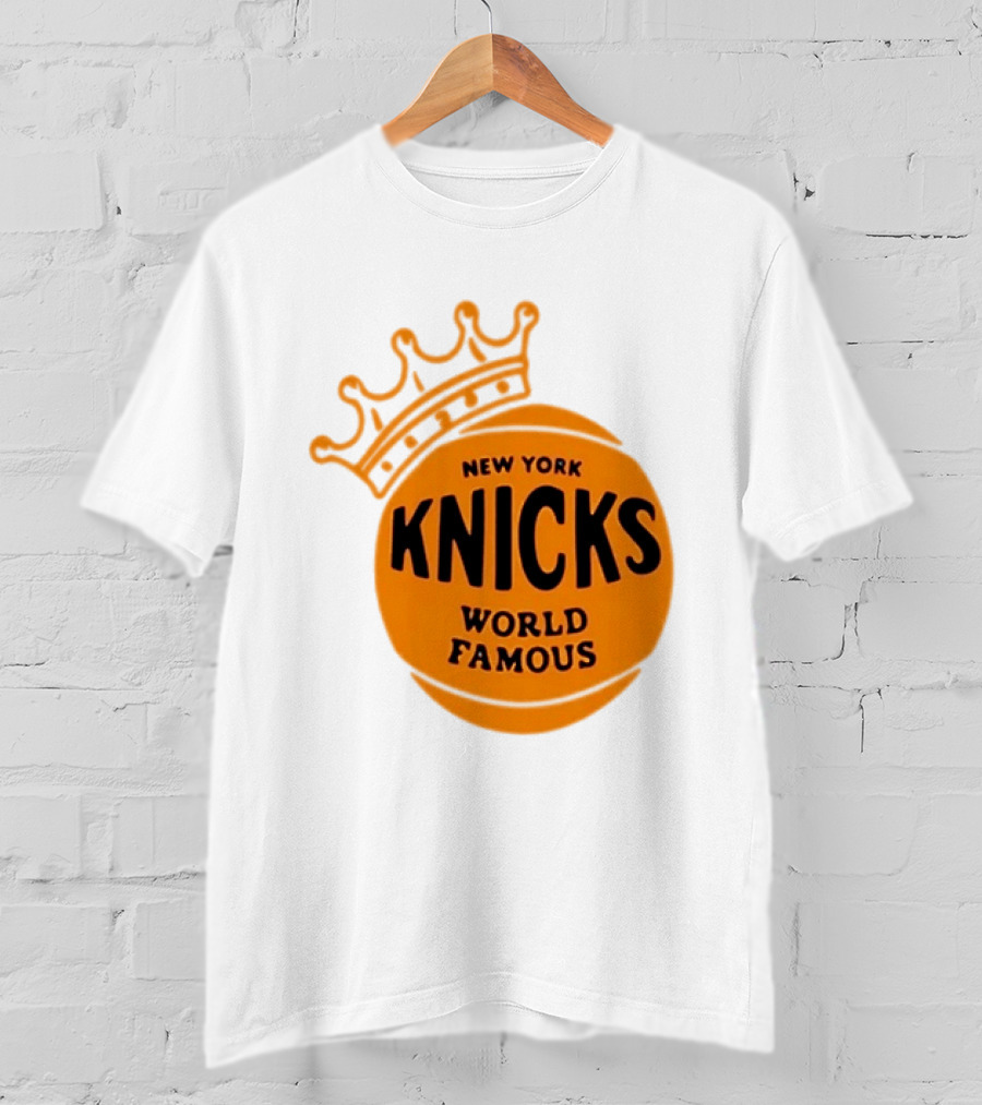 New York Knicks NBA Basketball World Famous Crown T-Shirt