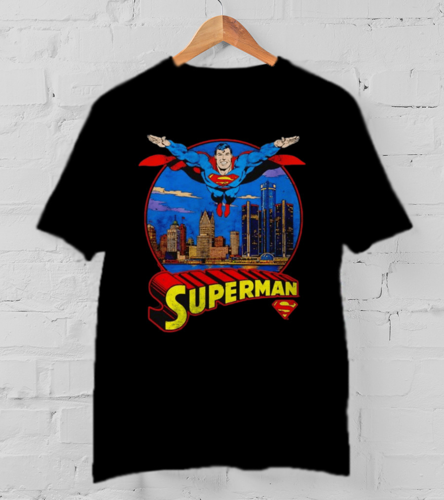 Superman Flying Over Detroit Skyline Vintage Comic T-Shirt