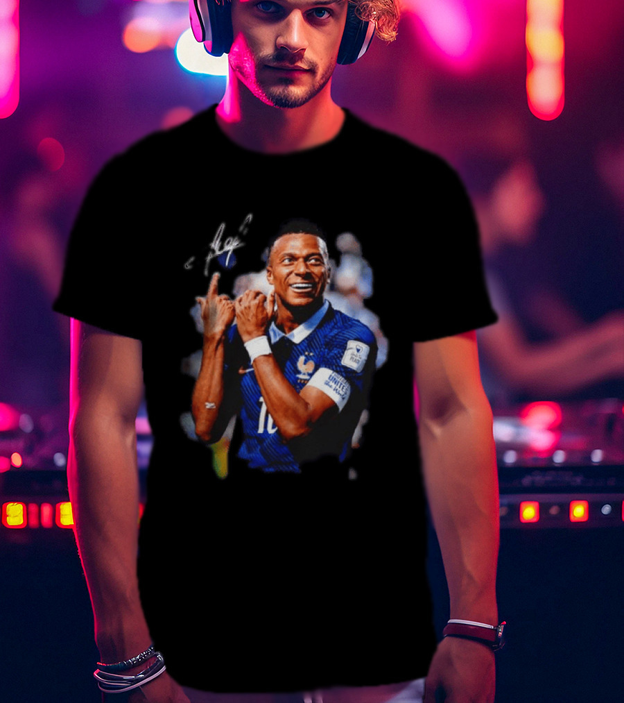 Kylian Mbappe France National Team Football World Cup Celebration T-Shirt