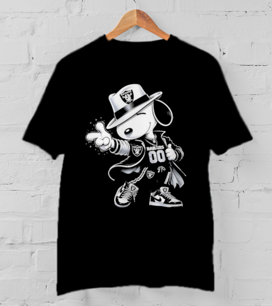 Snoopy X Las Vegas Raiders 00 Football Character With Team Symbol In White T-Shirt
