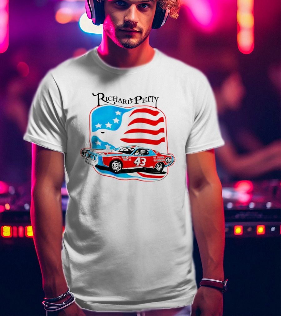 Richard Petty NASCAR Racing Car 43 STP American Flag T-Shirt