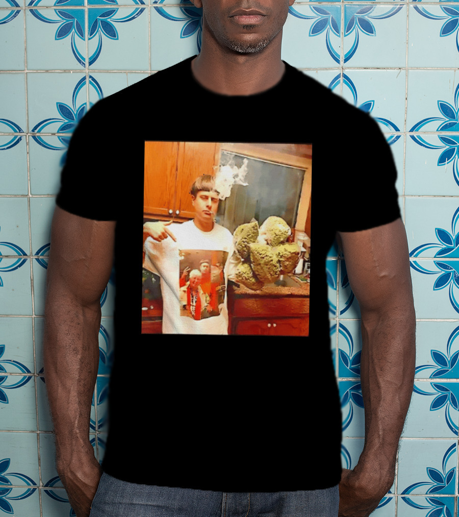 Oliver Tree Cannabis Oversized Buds And With Smoking Image T-Shirt