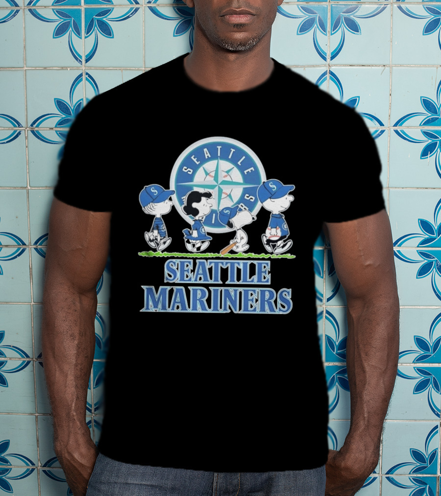 Peanuts Gang Snoopy Baseball Seattle Mariners Yankees Fans T-Shirt