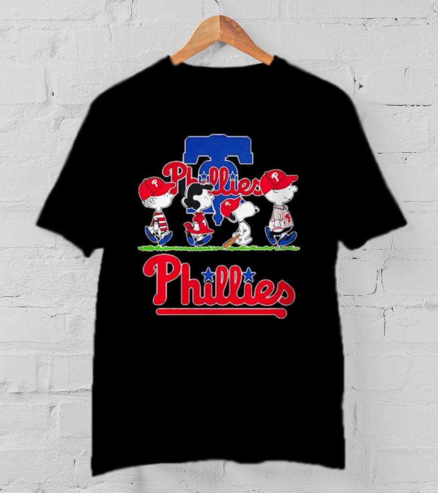 Peanuts Gang Philadelphia Phillies Walking T-Shirt