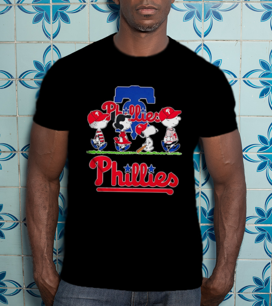 Peanuts Gang Philadelphia Phillies Walking T-Shirt