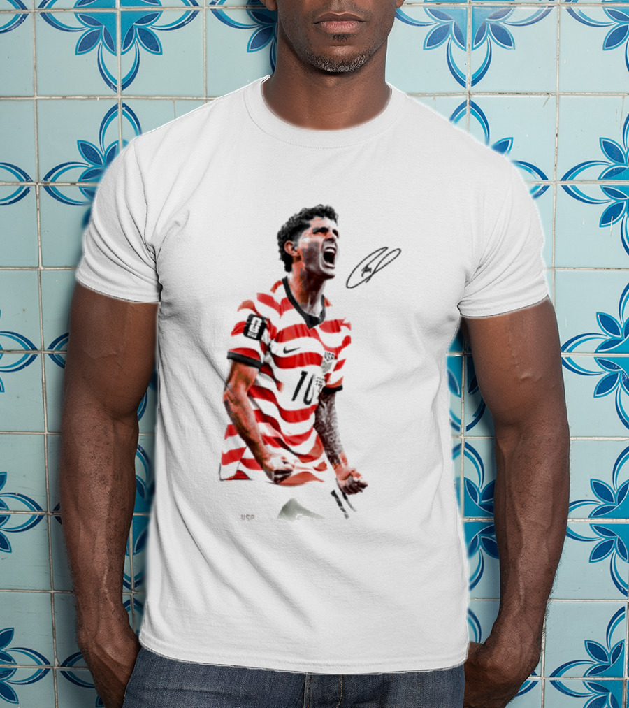 USA 10 Christian Pulisic Soccer Star Jersey Signature T-Shirt