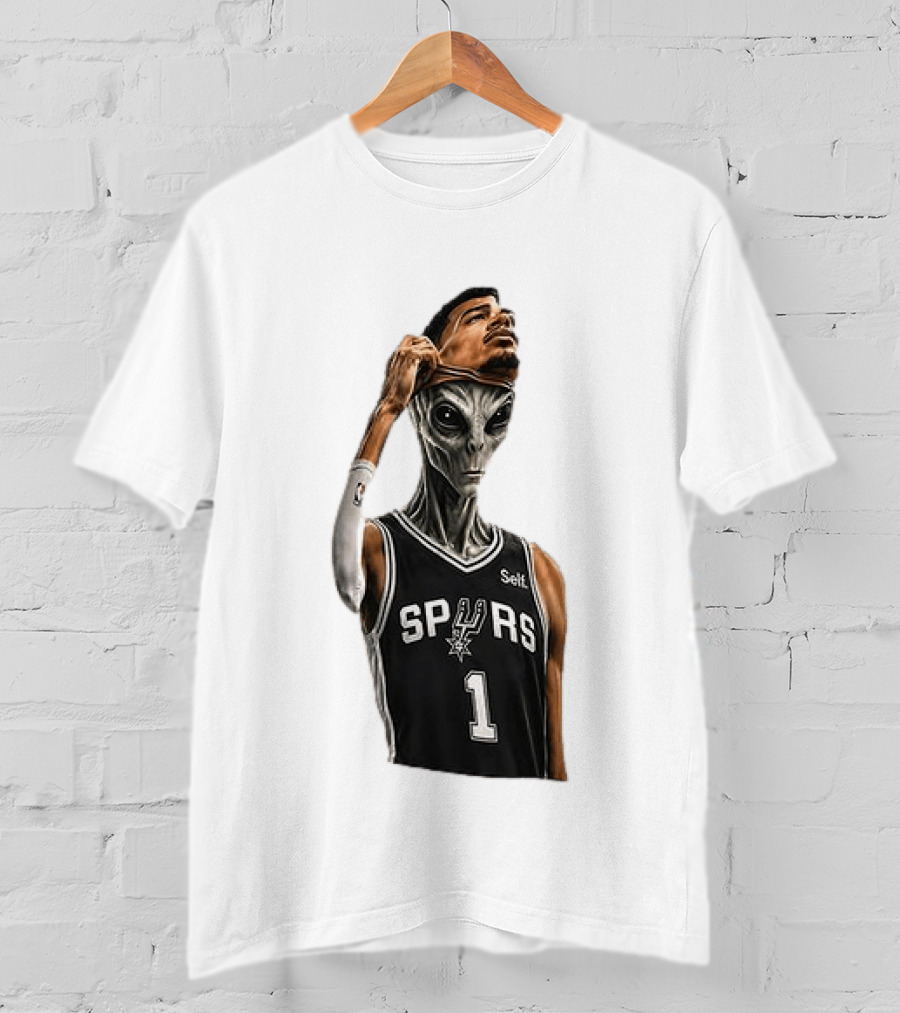Wembanyama Spurs Alien Takeover Face Reveal Self 1 T-Shirt