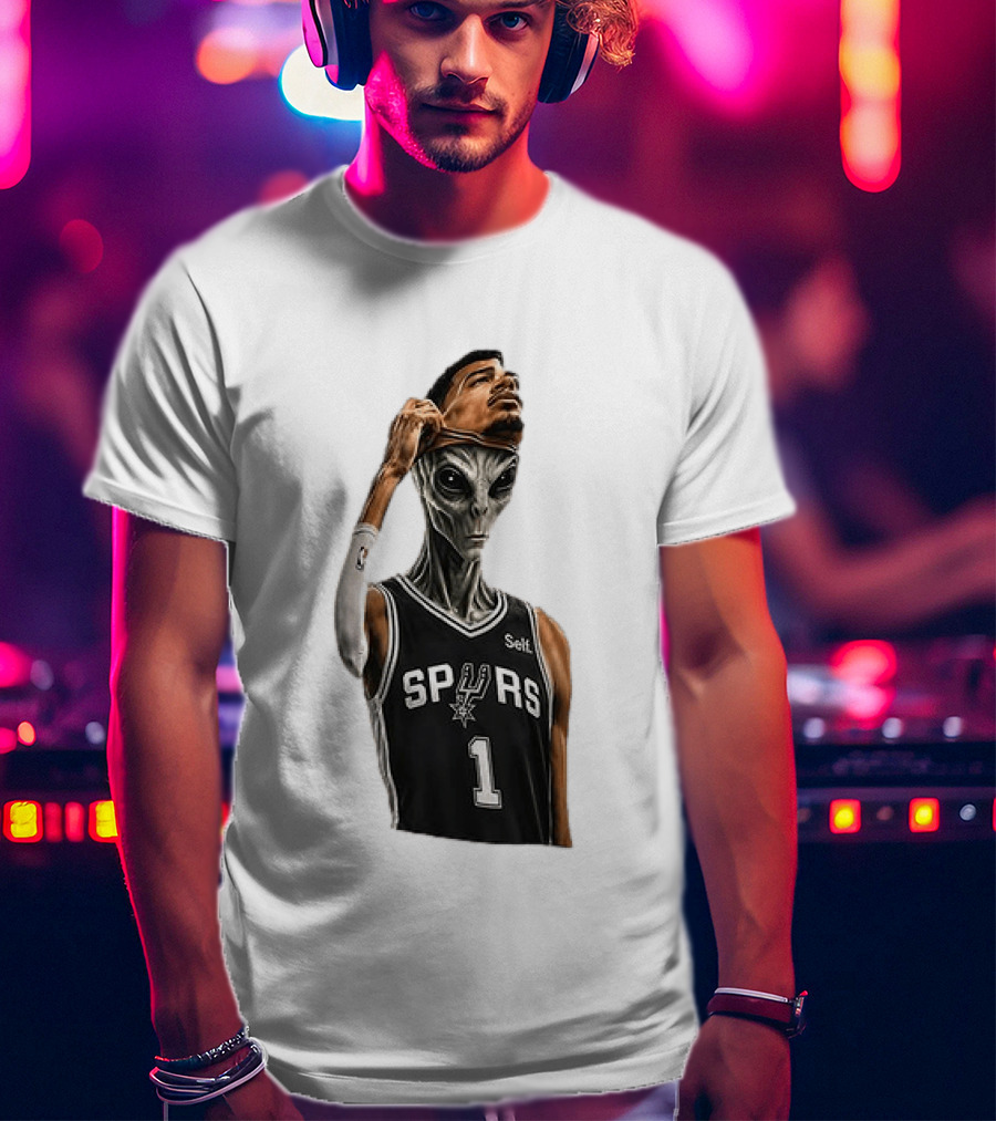 Wembanyama Spurs Alien Takeover Face Reveal Self 1 T-Shirt