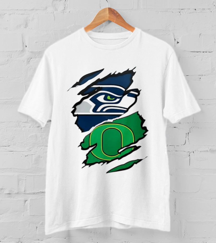 Seattle Seahawks Oregon Ducks Ripped Skin Effect NFL College Team Spirit T-Shirt