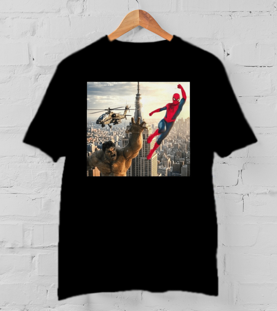 Brand New Day Spider Man And Hulk In Epic New York Battle Scene T-Shirt