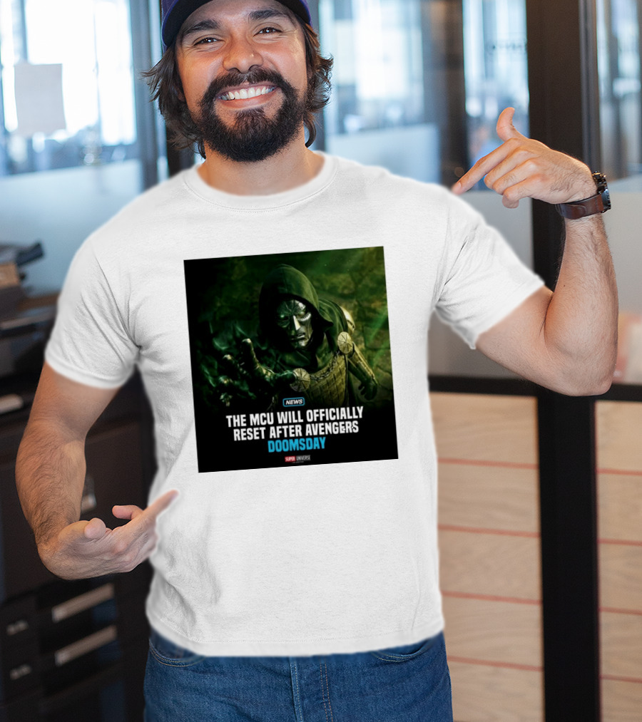 Avengers Doomsday MCU Reset Announcement Super Universe News T-Shirt