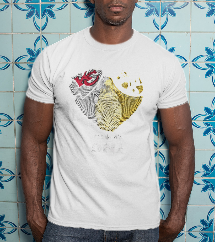Kansas City Chiefs Iowa Hawkeyes It's In My DNA Highlights Team Passion And Heritage T-Shirt