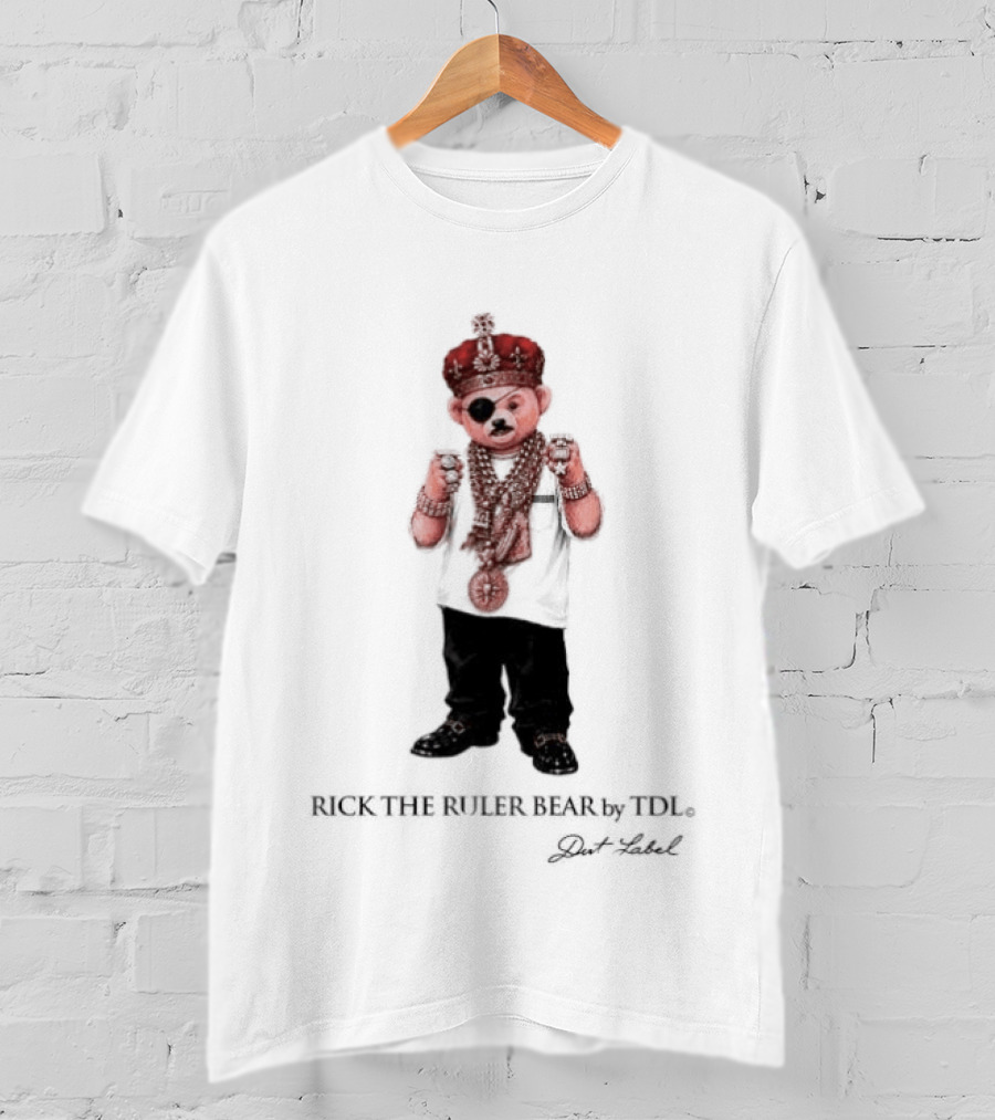 Rick The Ruler Bear Slick Rick Hip Hop TDL Dut Label Iconic Crown Eyepatch T-Shirt