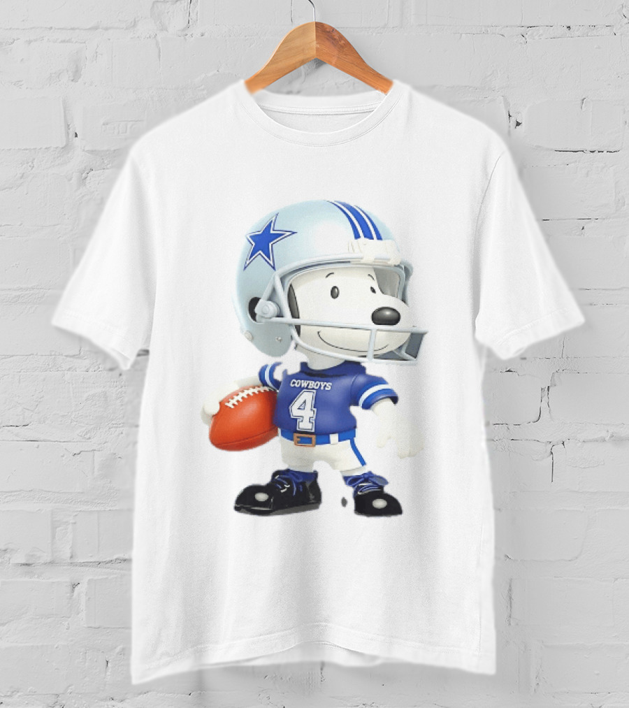 Peanuts Snoopy Cowboys Football Player 4 Helmet Dallas Fan Gear T-Shirt