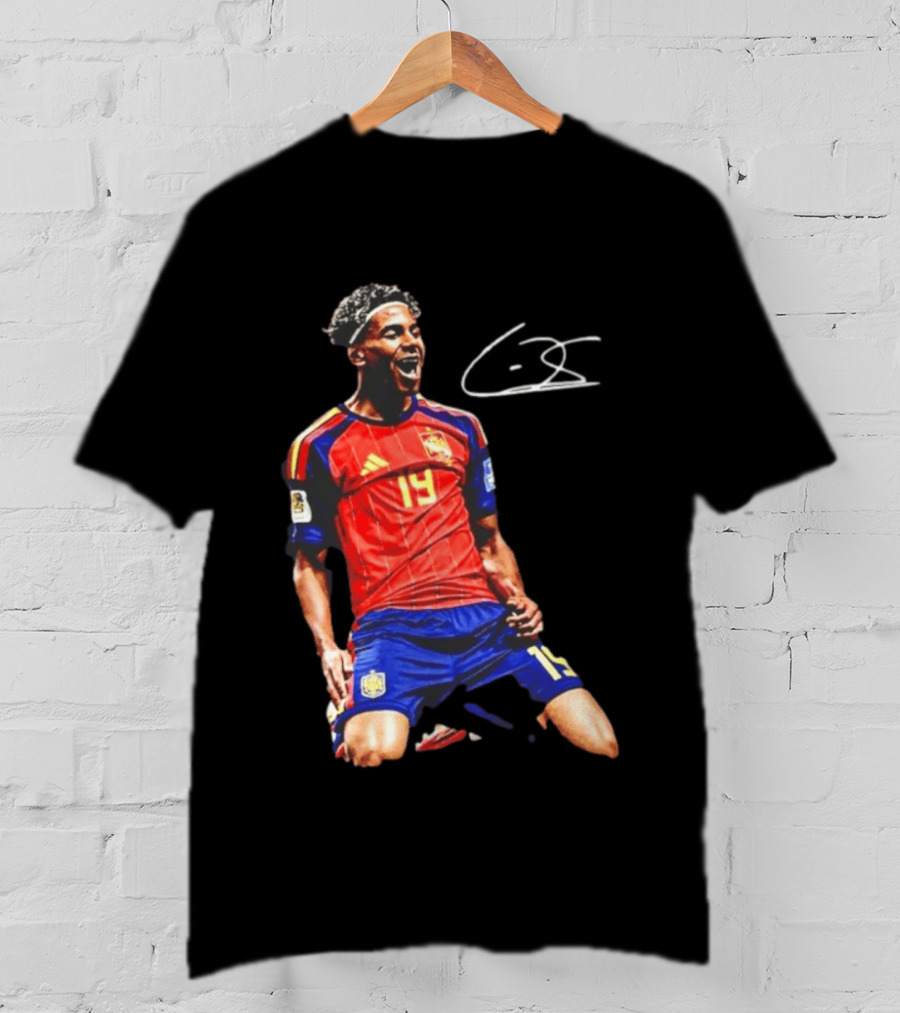 19 Lamine Yamal Spain National Football Team Soccer Jersey Celebration T-Shirt