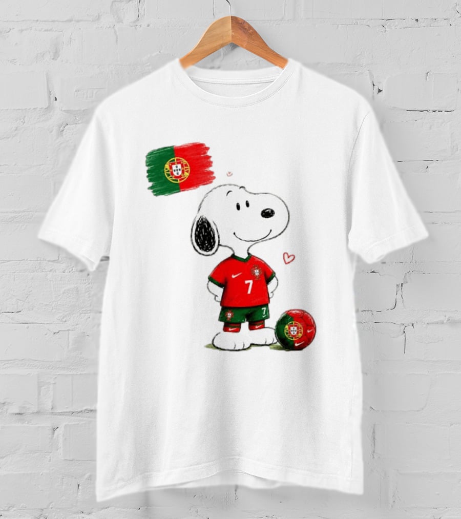 Cristiano Ronaldo Snoopy Portugal Football Number 7 Nike T-Shirt