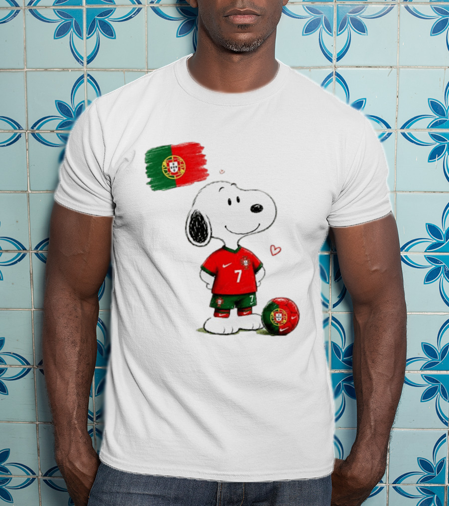 Cristiano Ronaldo Snoopy Portugal Football Number 7 Nike T-Shirt
