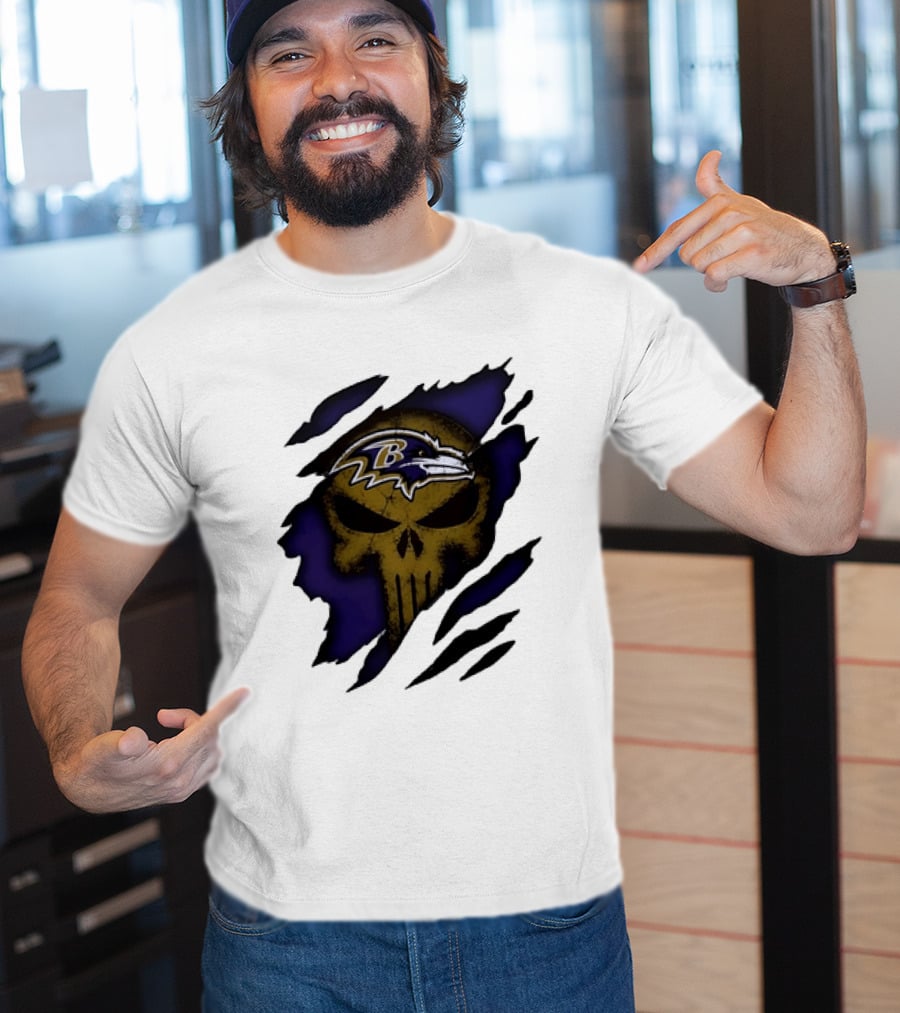 Baltimore Ravens Punisher Skull Torn Effect Fan Gear T-Shirt