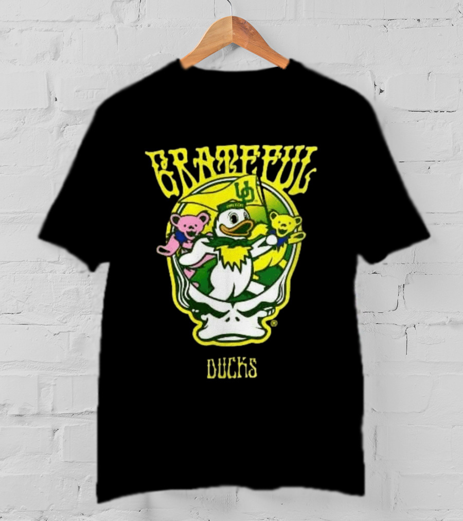 GratefulDucks Oregon Ducks 2025 Football Team Collaboration T-Shirt