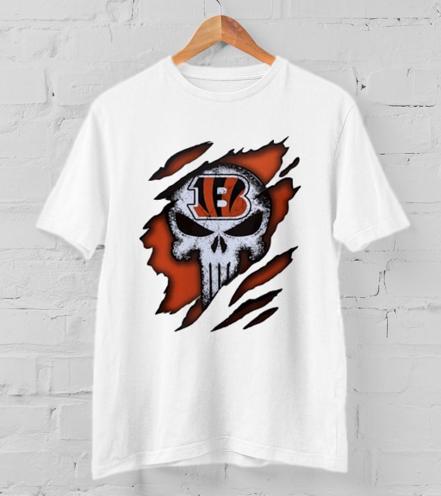 Cincinnati Bengals Punisher Skull Ripped T-Shirt