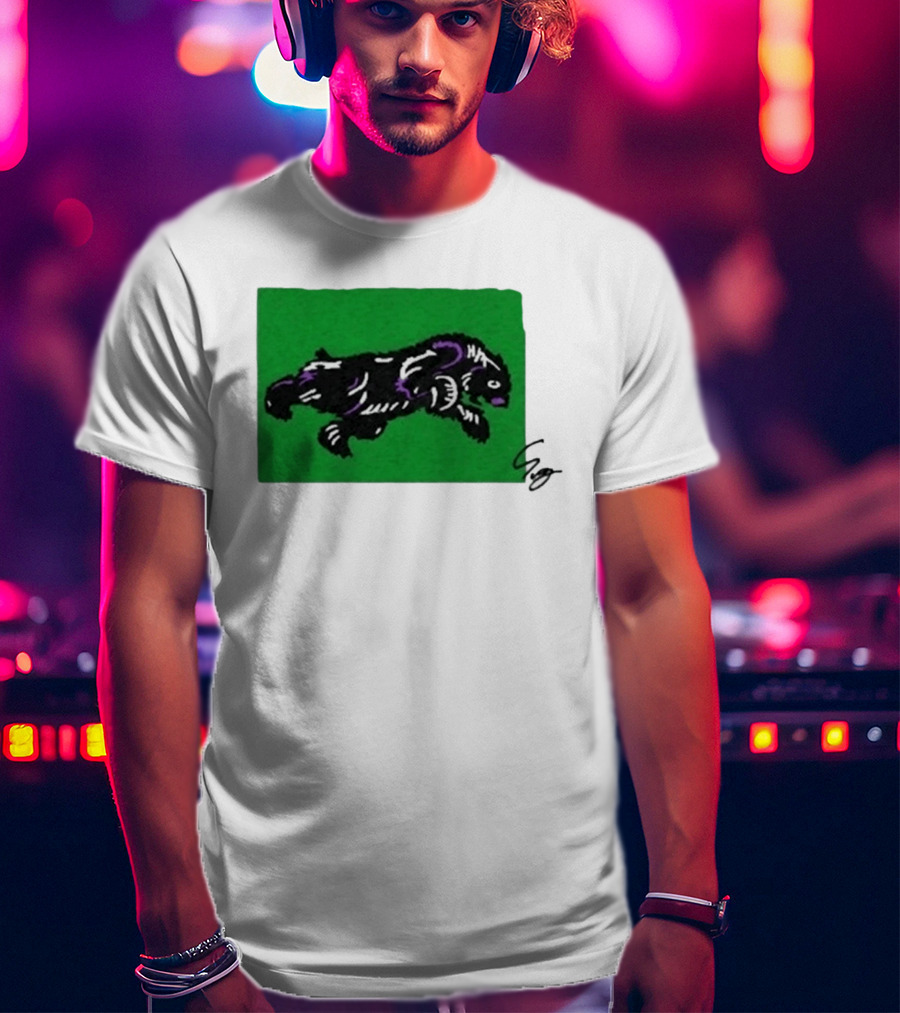 Mako Komuro 2026 Black And Purple Bear On Green T-Shirt
