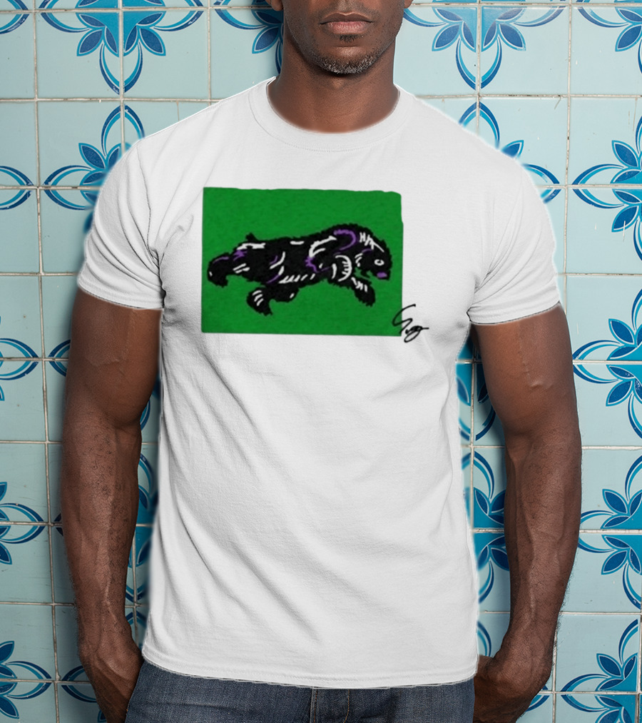 Mako Komuro 2026 Black And Purple Bear On Green T-Shirt