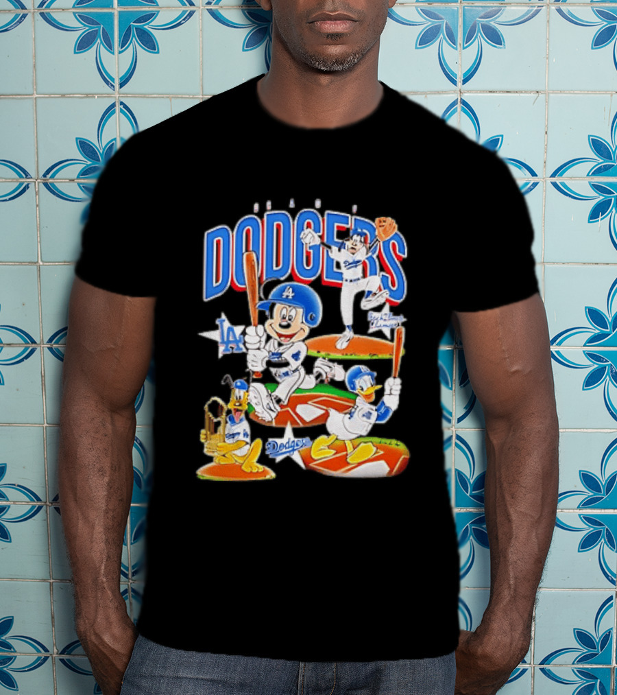 MOONLANDGOODS 2020 Mickey Goofy Pluto Donald Baseball Team Los Angeles Dodgers T-Shirt