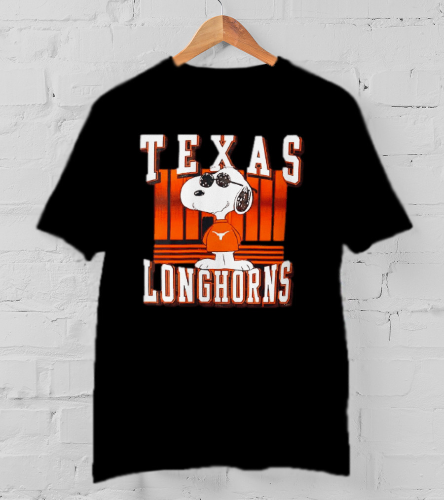 Texas Longhorns Snoopy Sunglasses Peanuts T-Shirt