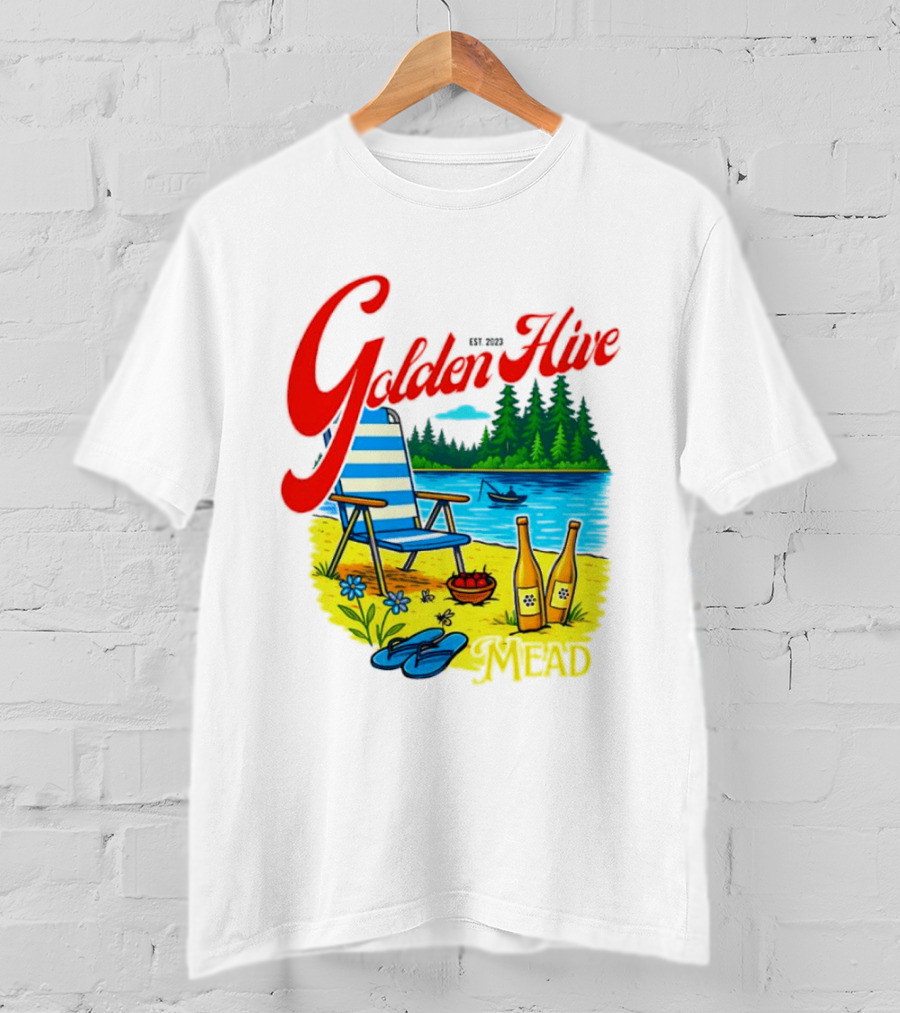 Golden Hive Mead Est 2023 Lakefront Bliss Vintage Escape T-Shirt