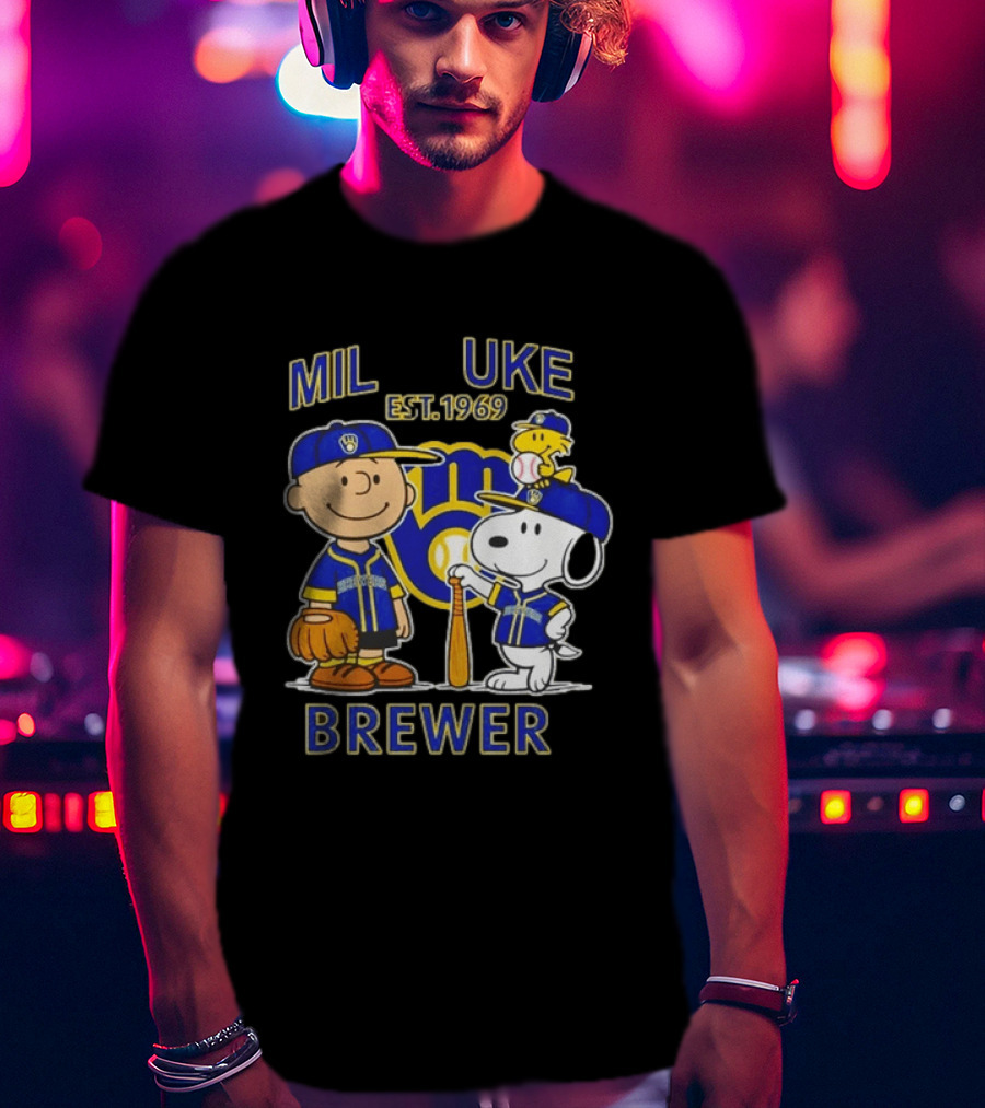 Charlie Brown Snoopy Brewers Milwaukee Est 1969 Baseball T-Shirt