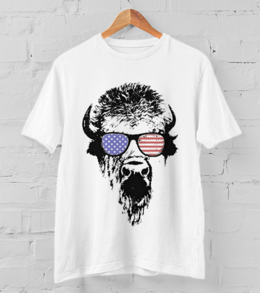 Patriotic Buffalo With USA Flag Red White Blue Sunglasses T-Shirt