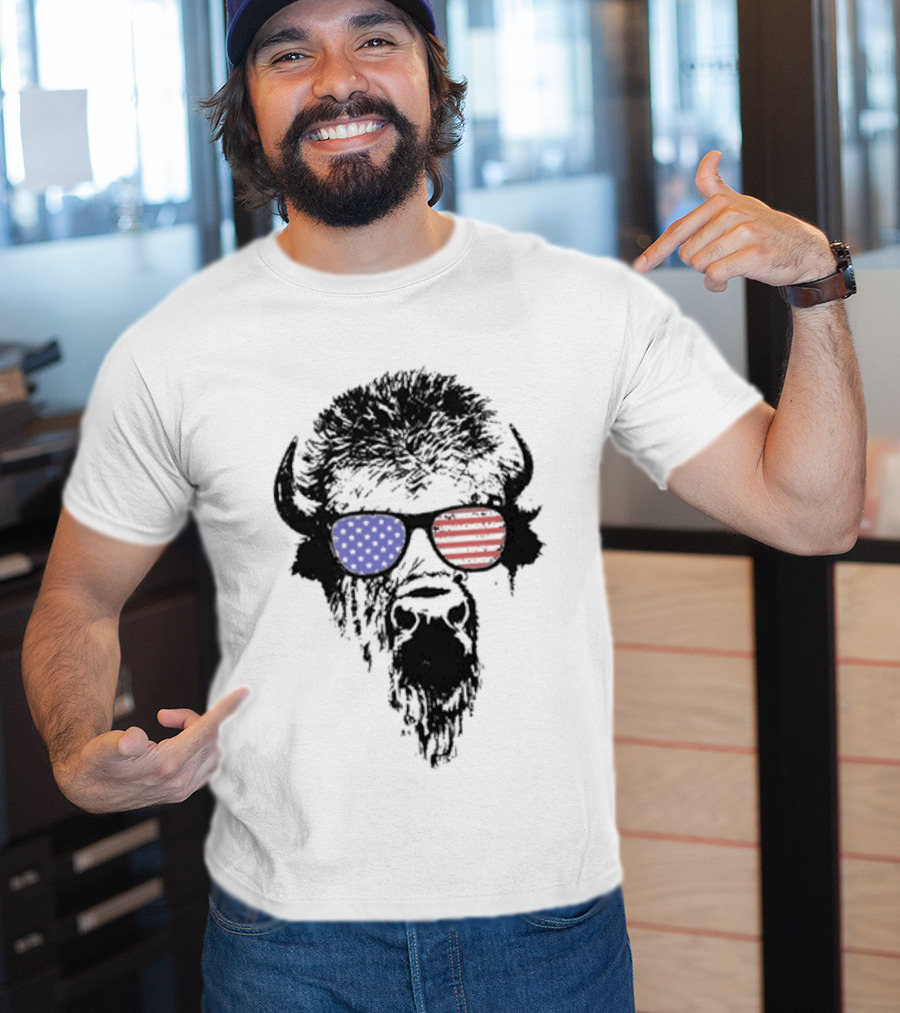 Patriotic Buffalo With USA Flag Red White Blue Sunglasses T-Shirt