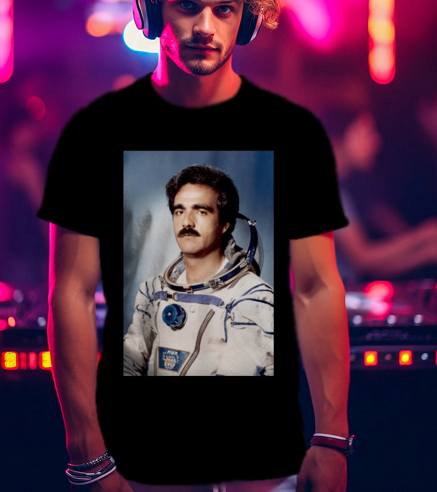 Abdul Ahad Momand Afghan Astronaut In Space Suit T-Shirt