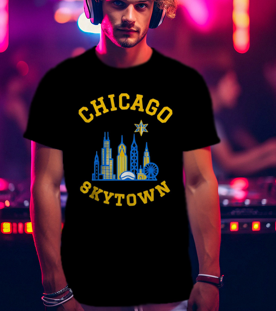 Chicago Skytown Skyline WNBA Basketball Starry Cityscape T-Shirt