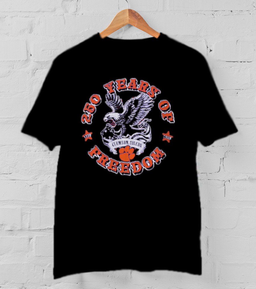 Clemson Tigers 250 Years Of Freedom 1776 2026 Americana Eagle T-Shirt