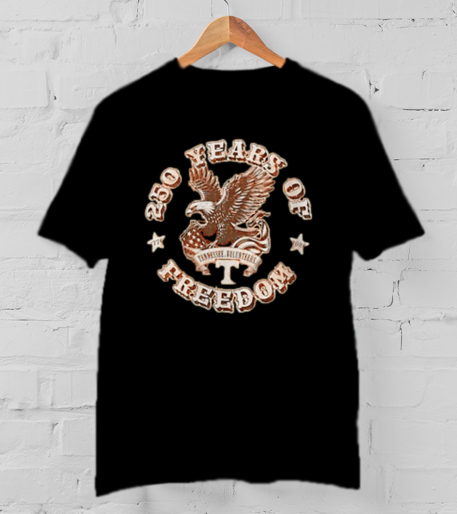 Tennessee Volunteers 250 Years Of Freedom Americana Eagle T-Shirt