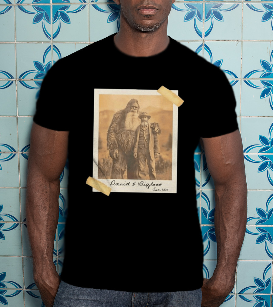 David And Bigfoot Polaroid Photo Est 1980 Sightings Nobody Believes T-Shirt