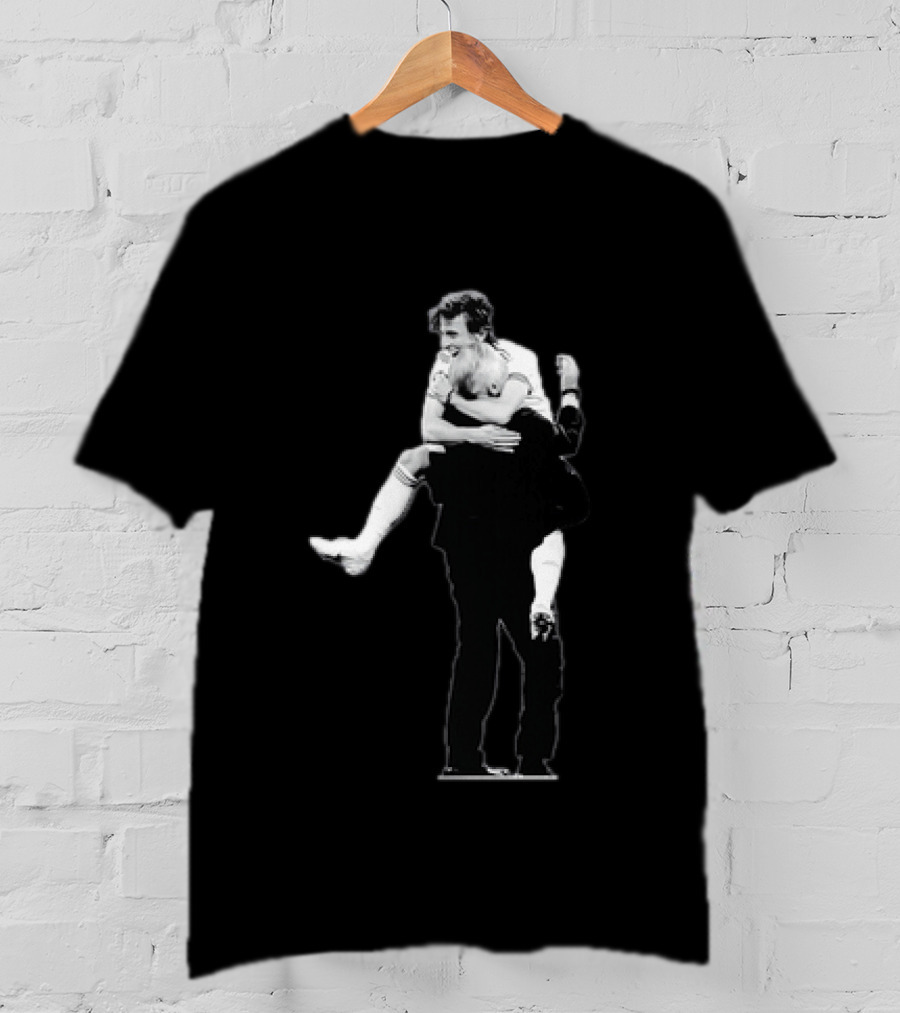 Luka Modric Carlo Ancelotti Embrace Real Madrid Team Spirit Celebration T-Shirt