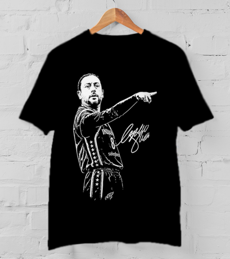 Sophie Cunningham Pointing Roberto De Zerbi T-Shirt