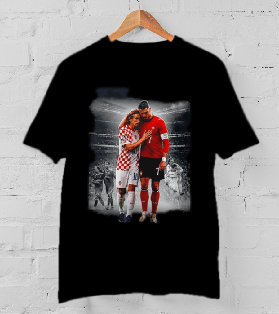 Portugal Cristiano Ronaldo Croatia Luka Modric Embrace Football Icon Moment T-Shirt