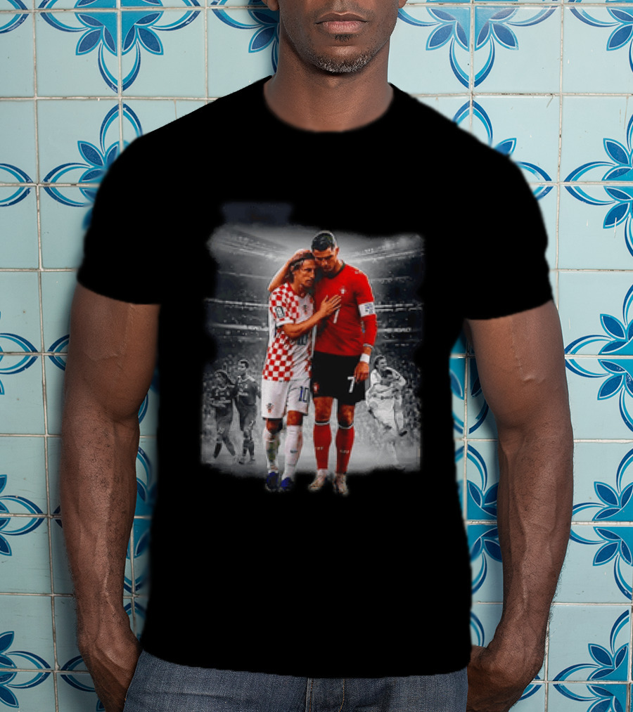 Portugal Cristiano Ronaldo Croatia Luka Modric Embrace Football Icon Moment T-Shirt