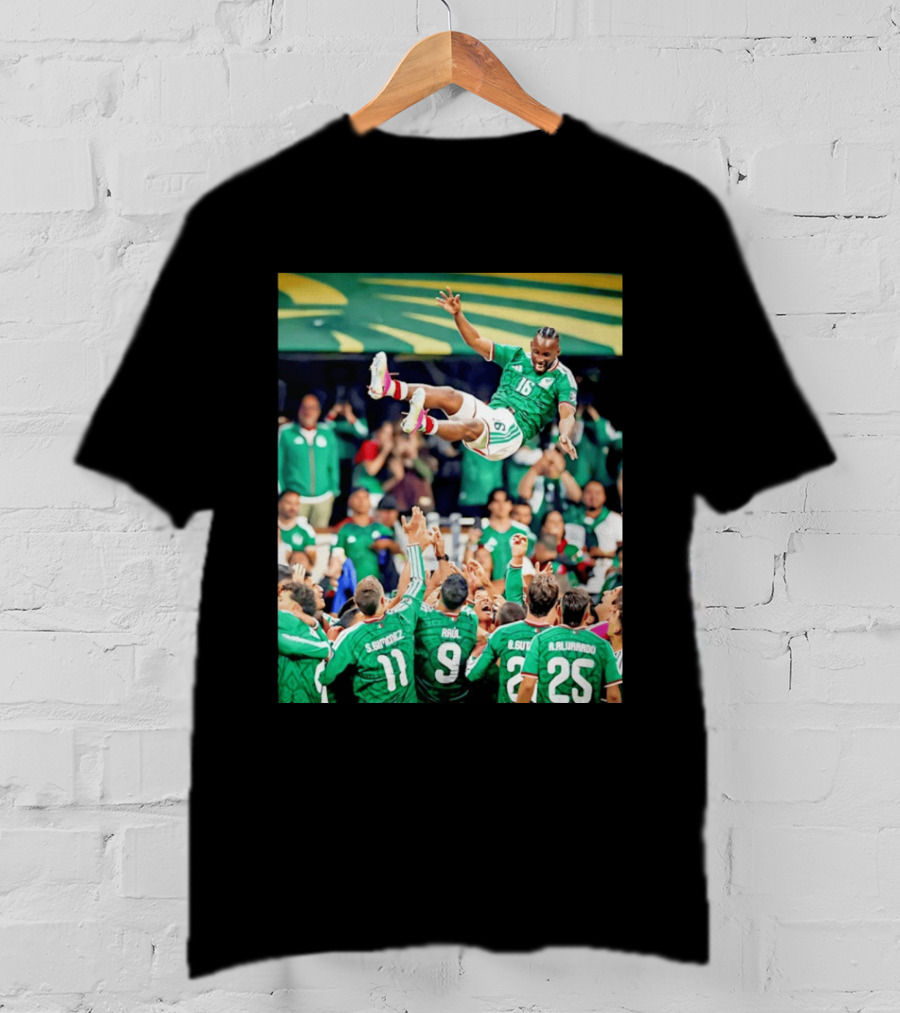 Mexican Football Celebration Julián Quiñones S. Giménez Raúl A. Alvarado Team Spirit T-Shirt