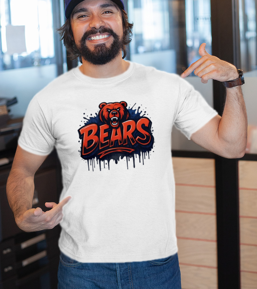 Chicago Bears Graffiti Style Vintage Bold Text Bear Head T-Shirt