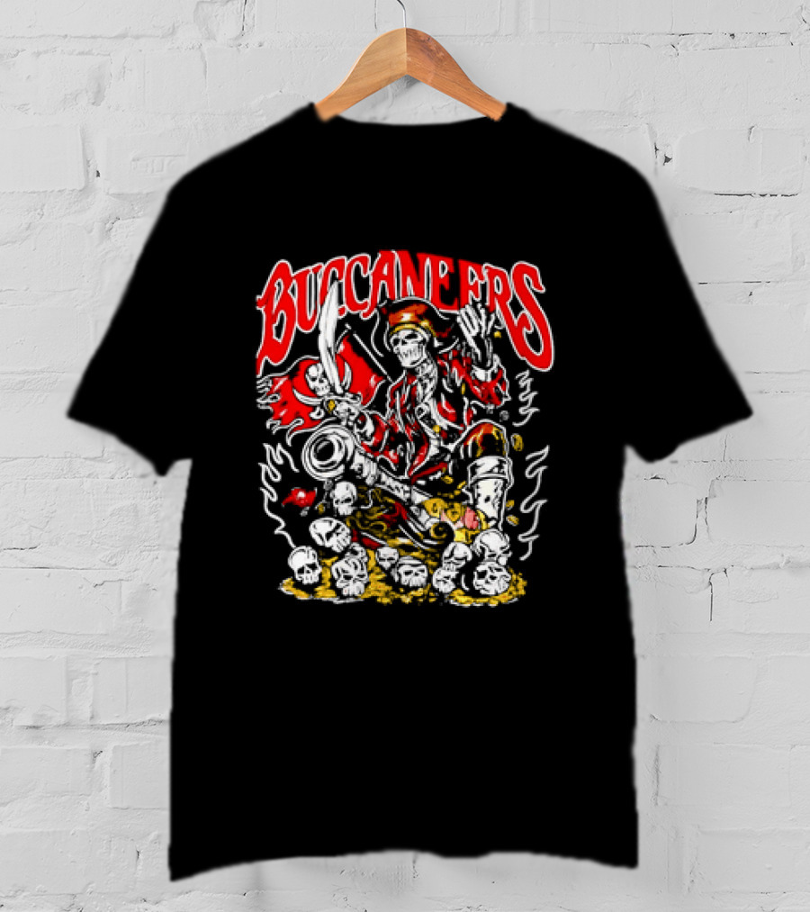 Tampa Bay Buccaneers Pirate Skeleton With Treasure Chest T-Shirt