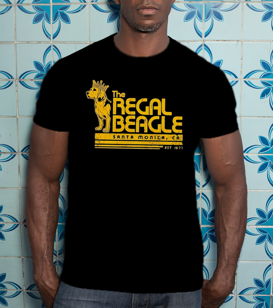 The Regal Beagle Santa Monica CA Est 1977 Crowned Dog T-Shirt