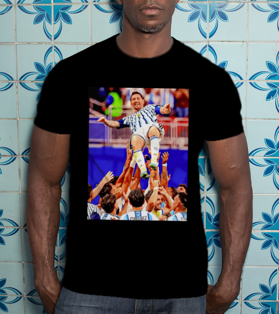Lionel Messi Argentina Victory Celebration Team Lift T-Shirt